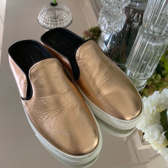 ZCD MONTREAL SLIP ONS😎 - Picture 15 of 15